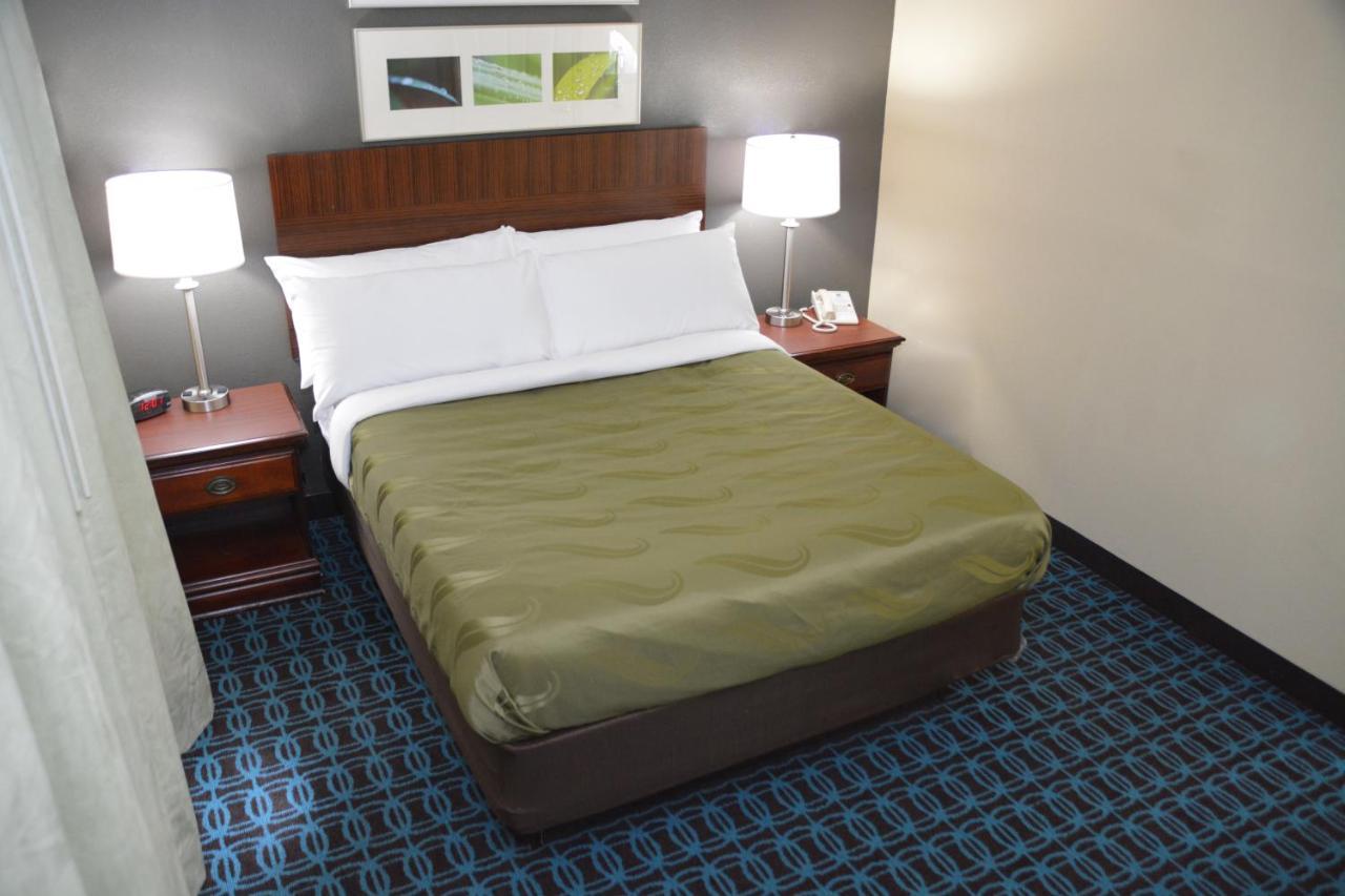 Quality Inn & Suites Dublin Exterior foto