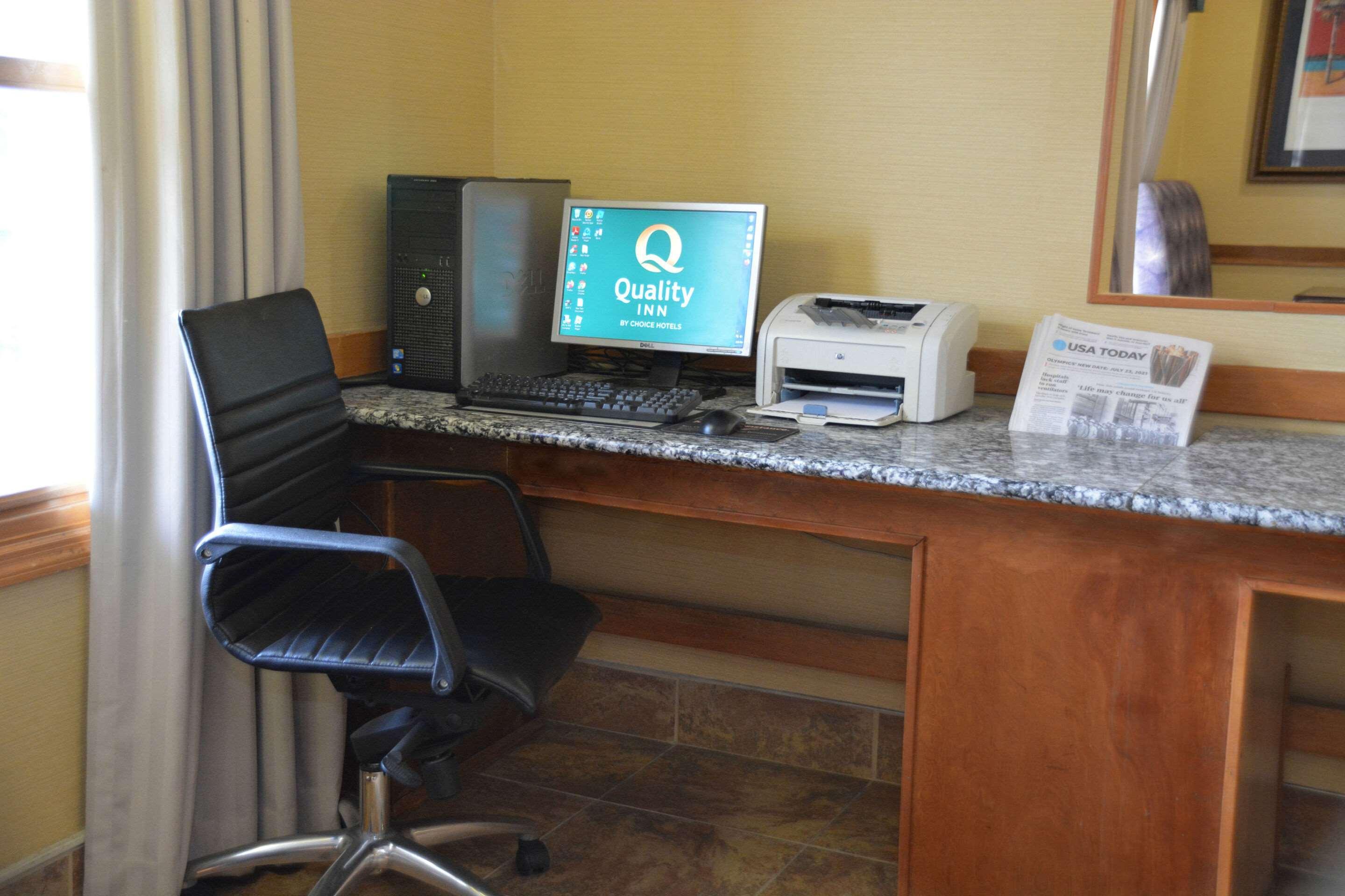 Quality Inn & Suites Dublin Exterior foto